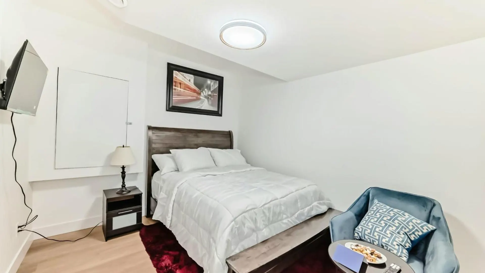 Ola'S Place Edmonton
